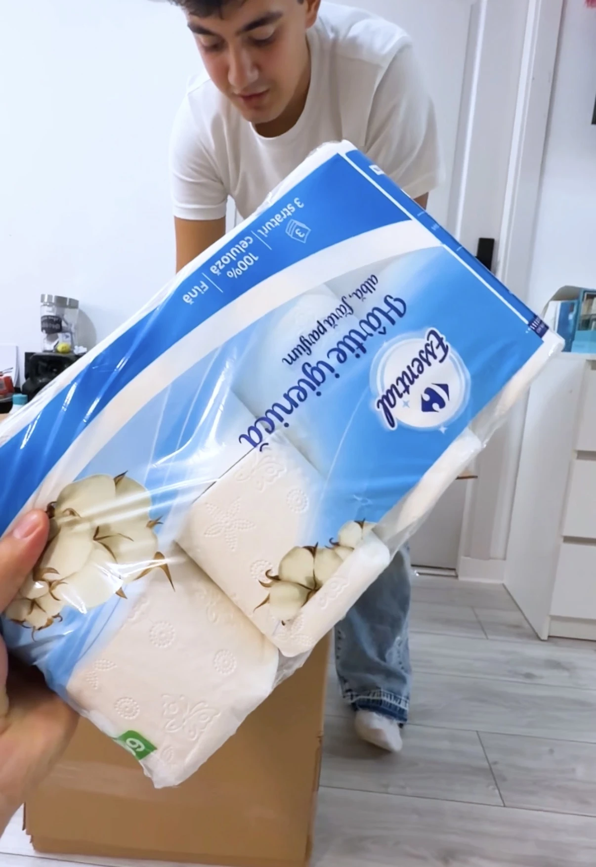 Cumpărături Carrefour - hârtie igienică