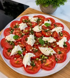 carpaccio de tomate cu mozzarella