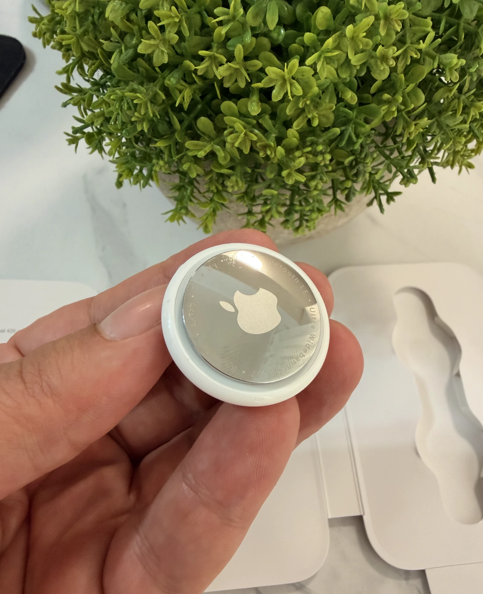 AirTag Apple