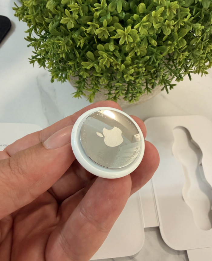 AirTag Apple